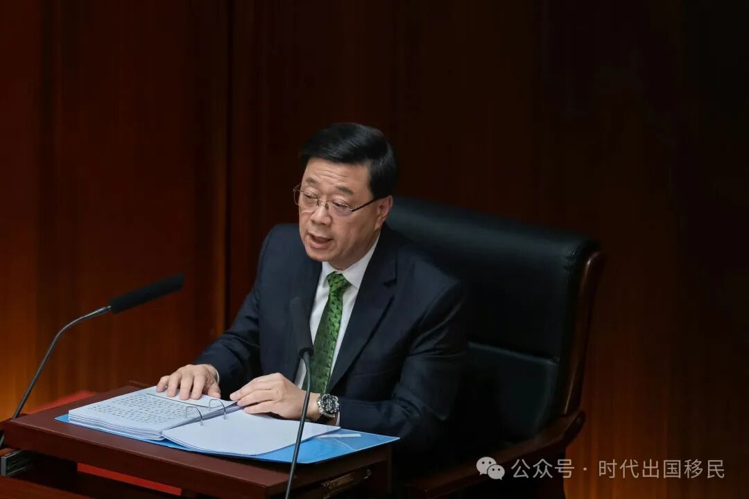 行政長官李家超今(17日)發表任內第四份《施政報告》。(廖雁雄攝)